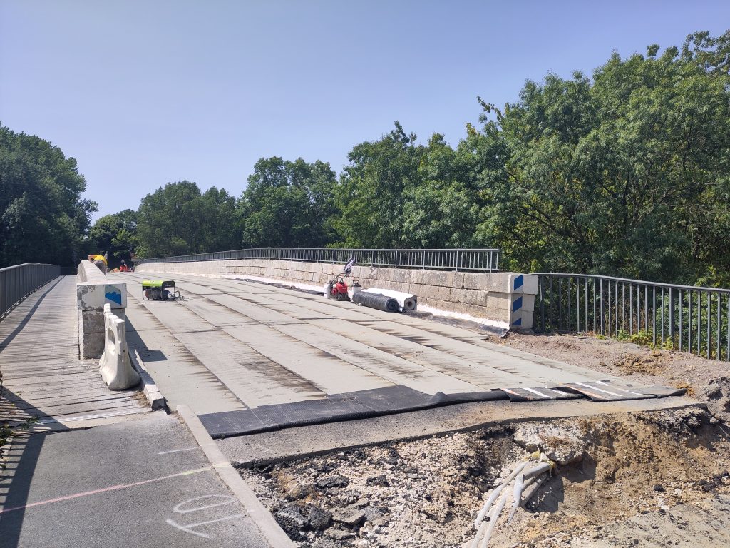 Travaux pont de Villevêque