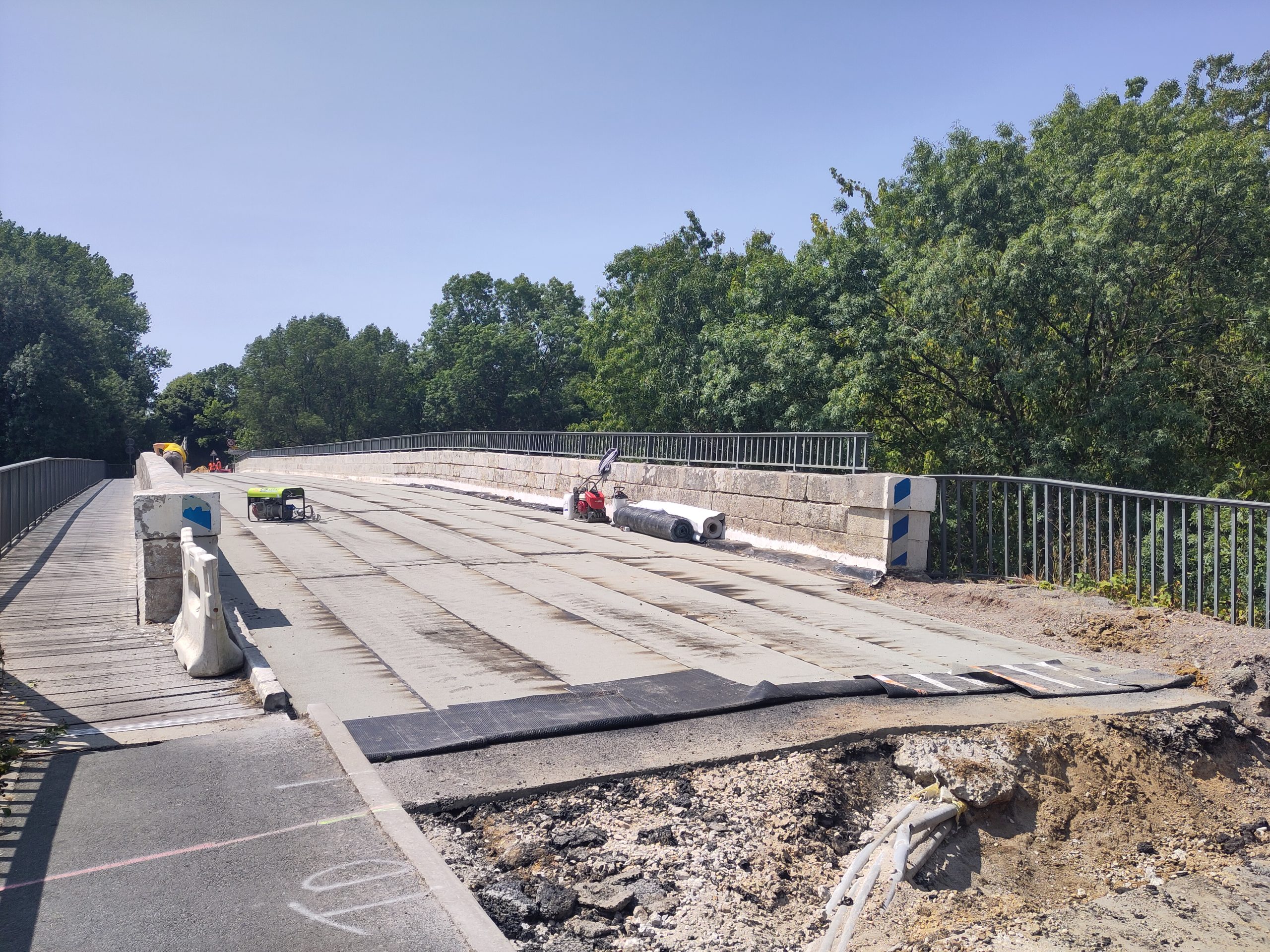 Travaux pont de Villevêque